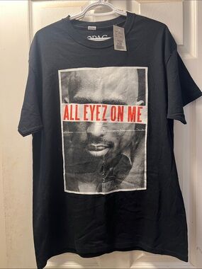 Graphic T’shirt